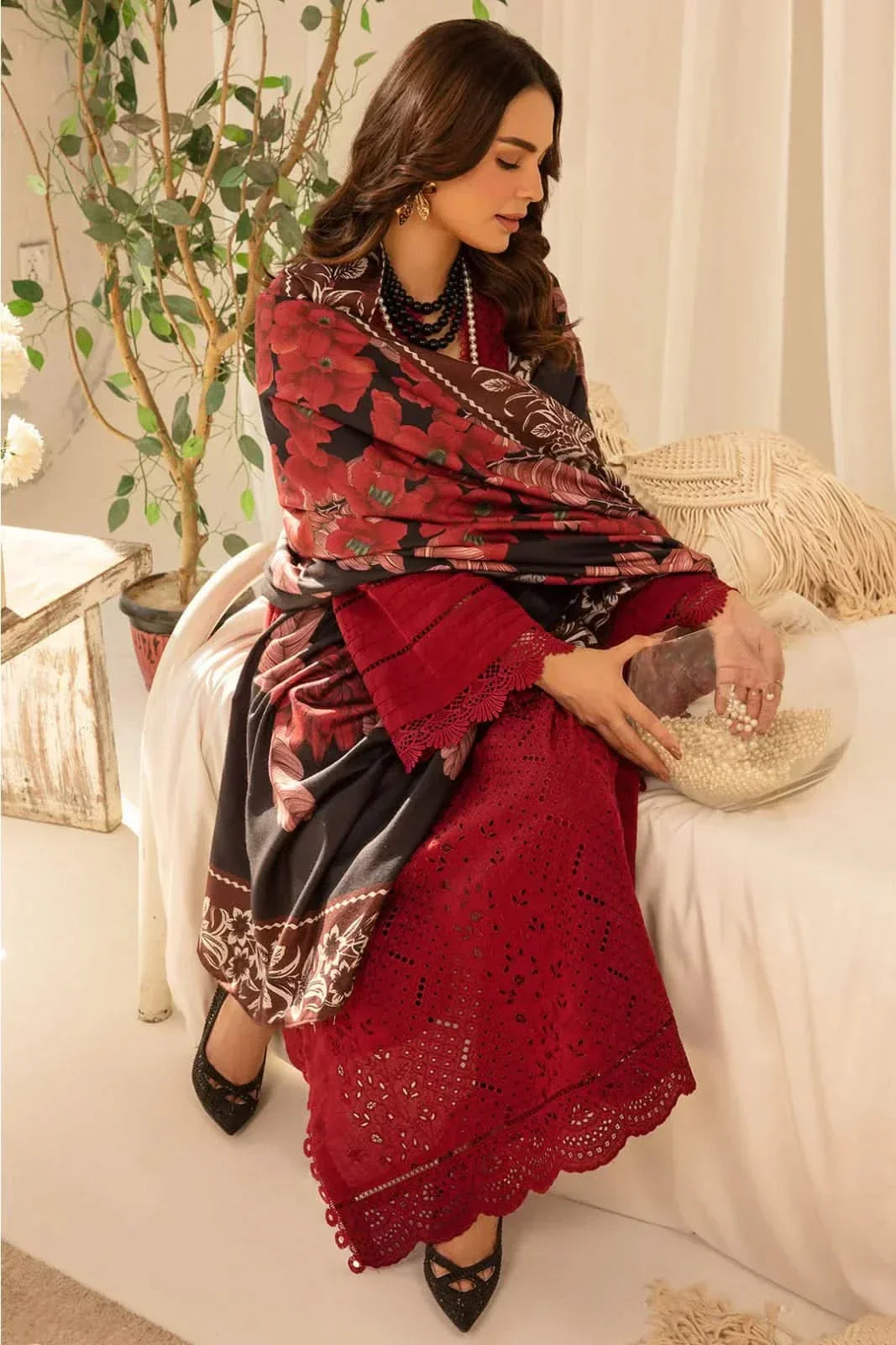 3 PC BORING EMBROIDERED LAWN SUIT-ANS783