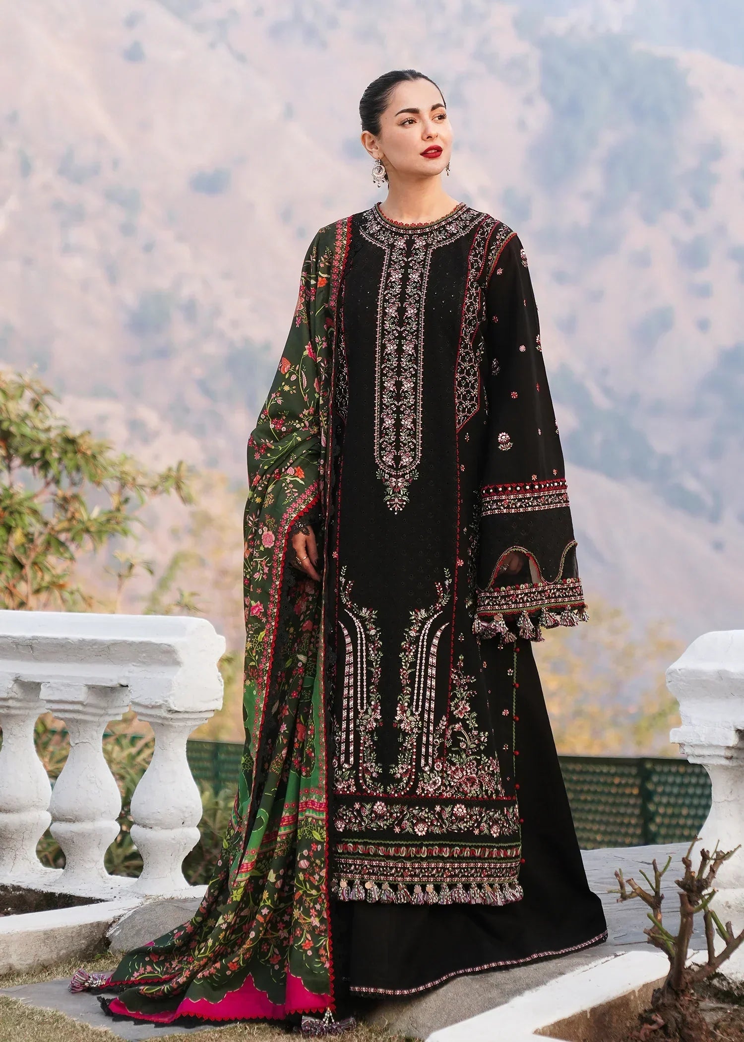 ZOBIA 3PC LAWN UNSTITCHED - BG852