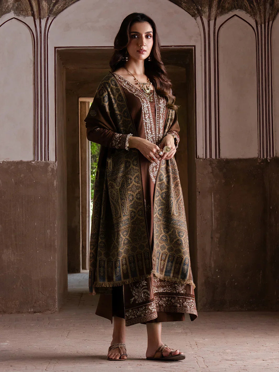 MANZIL- BG842