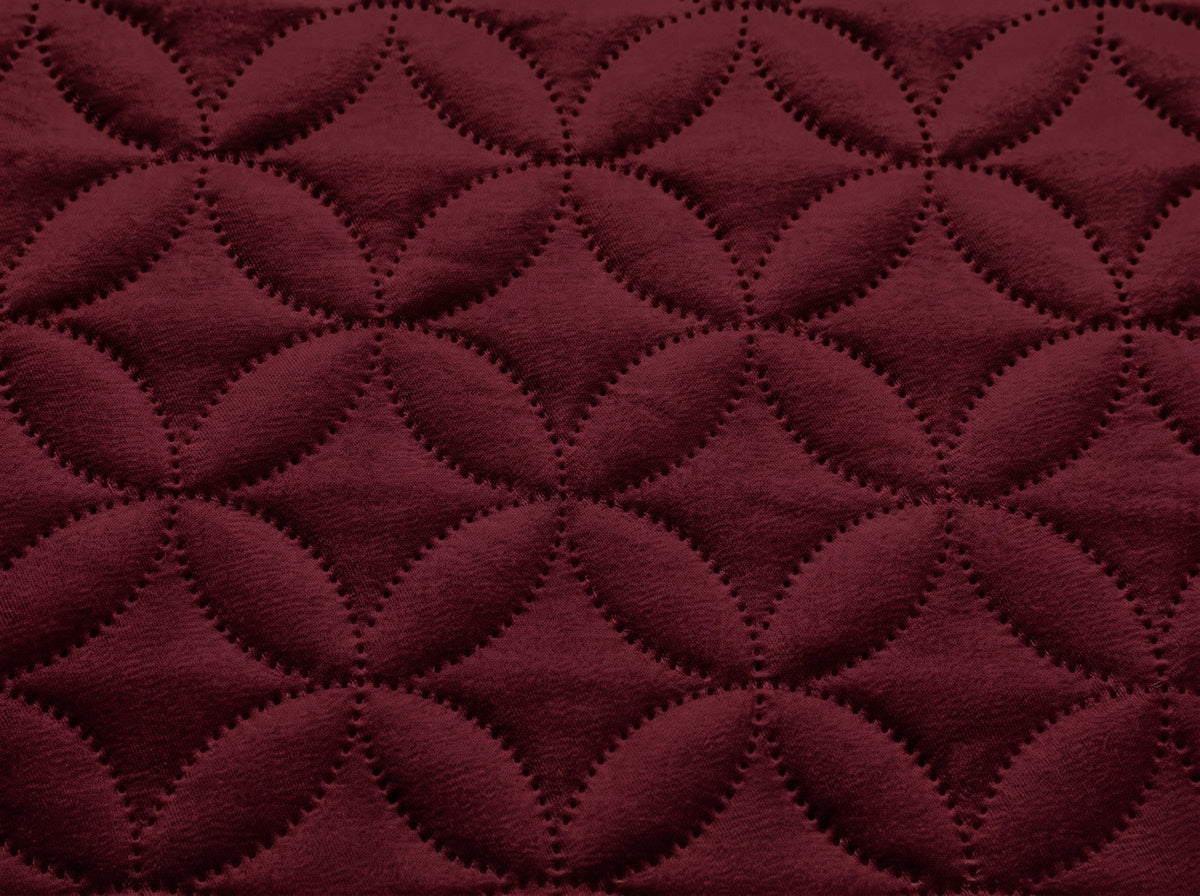 Quilted Ultrasonic Mattress Cover (mehroon)