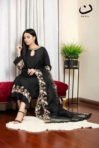 3PC EMBROIDERED LAWN SUIT - ANS001