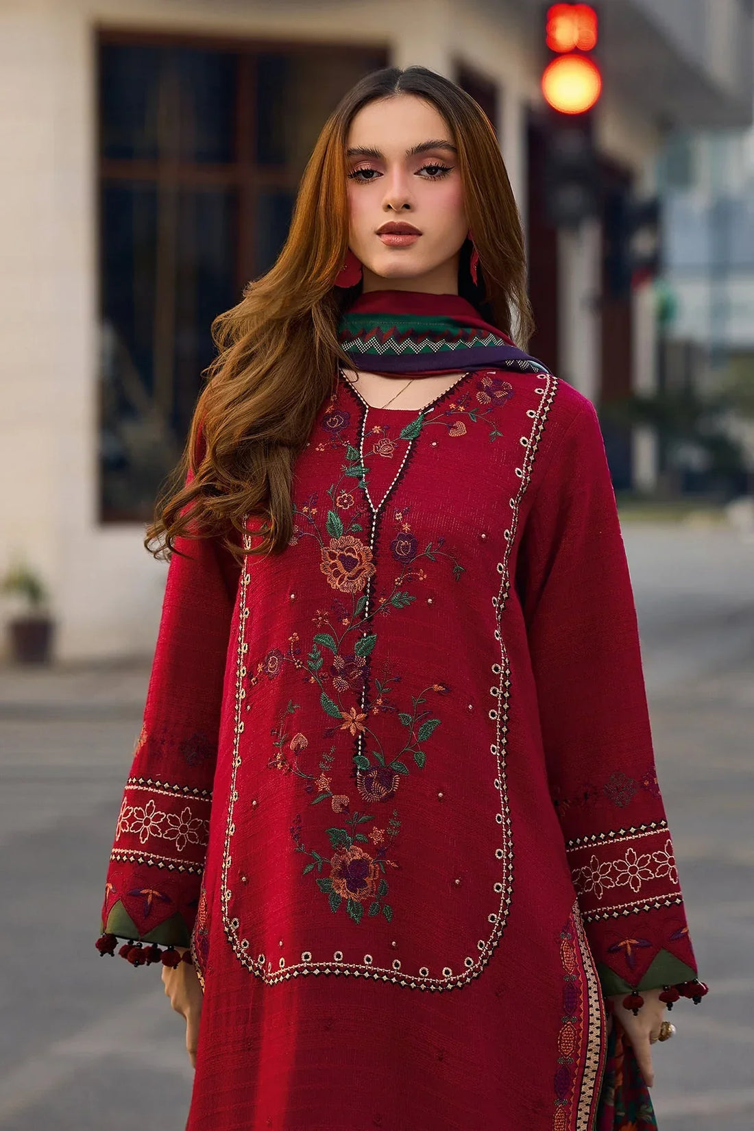3PC  EMBROIDERED LAWN-ANS7777