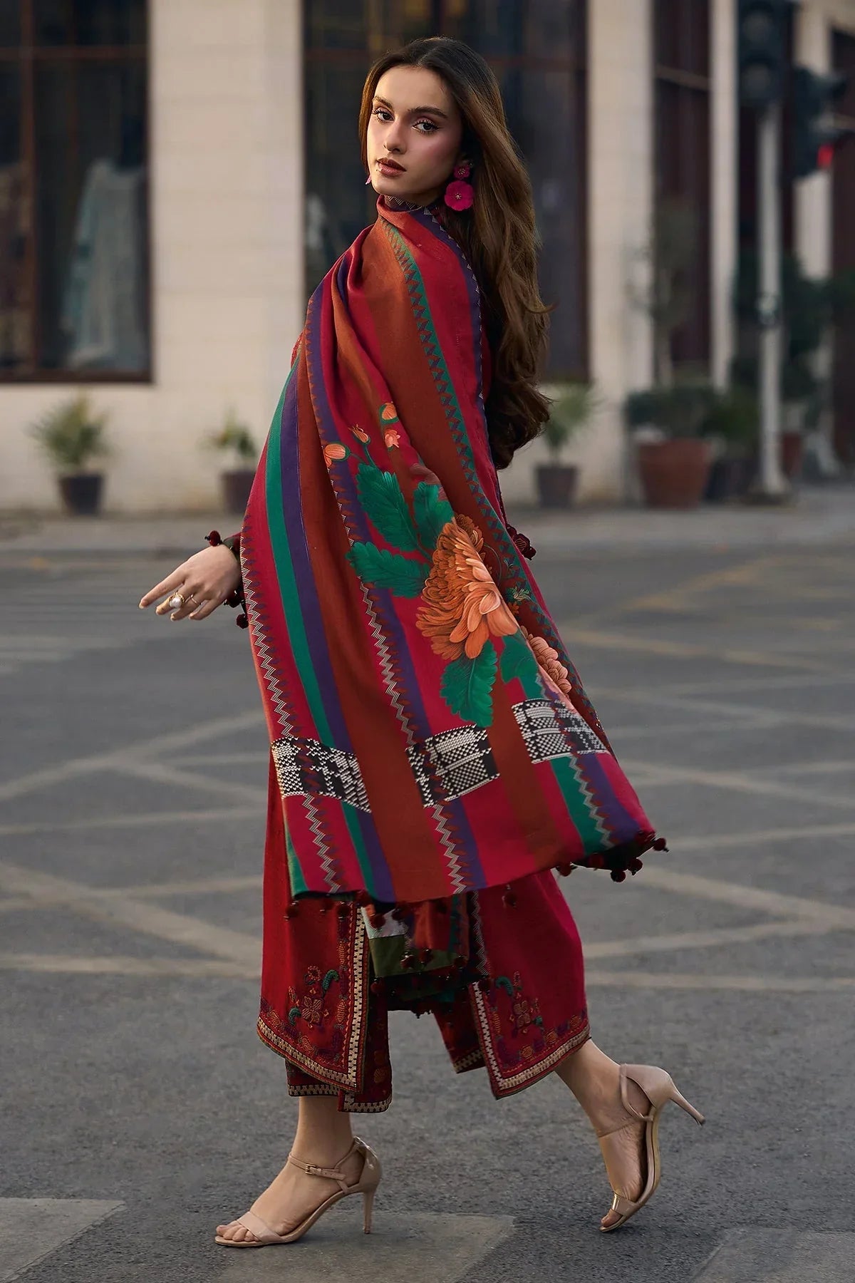 3PC  EMBROIDERED LAWN-ANS7777