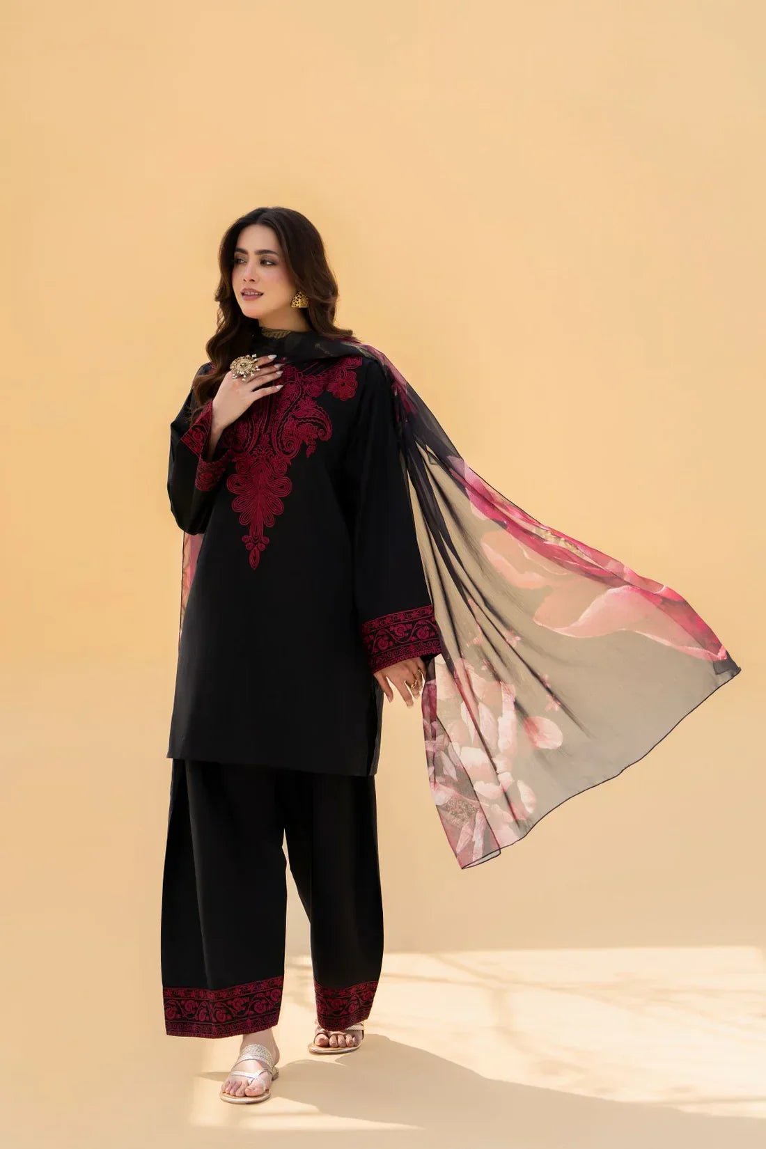 ZAROON 3PC UNSTITCHED LAWN  - BG849