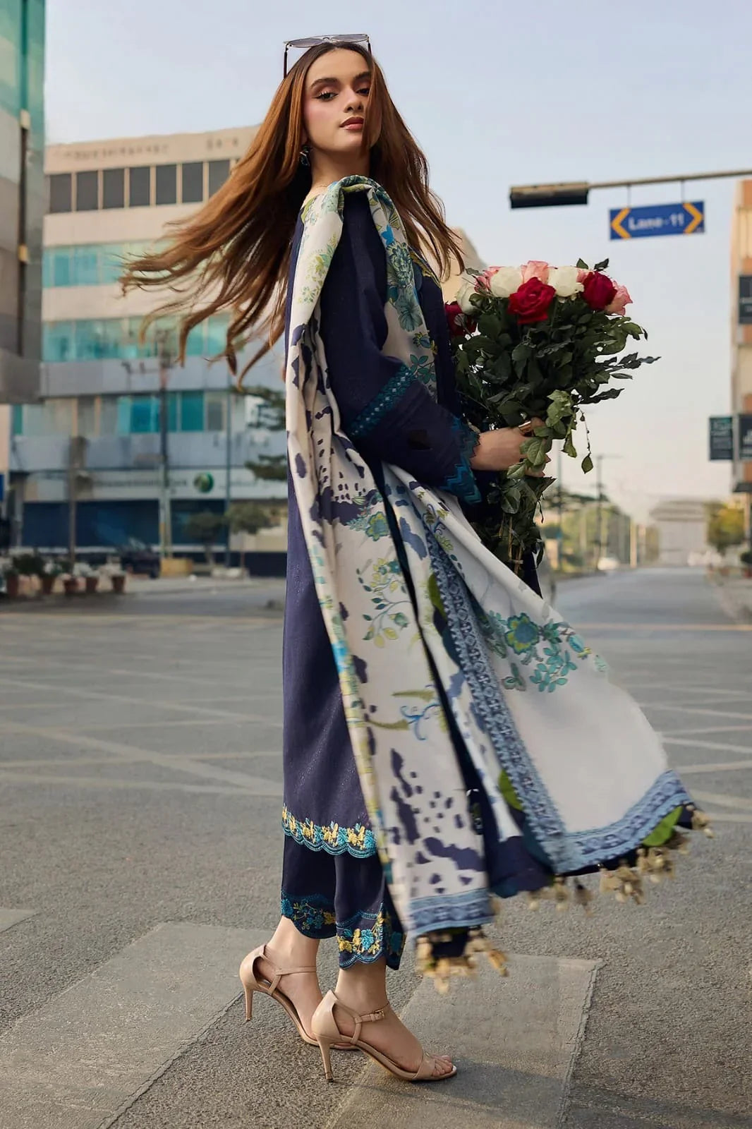 3PC EMBROIDERED LAWN -ANS030