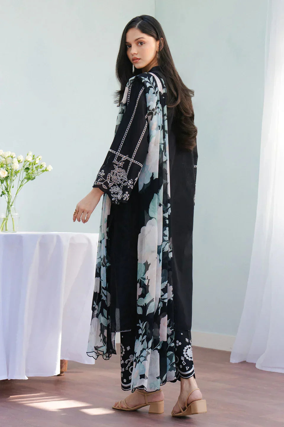 3 PC UNSTITCHED LAWN SUIT - ANS1559