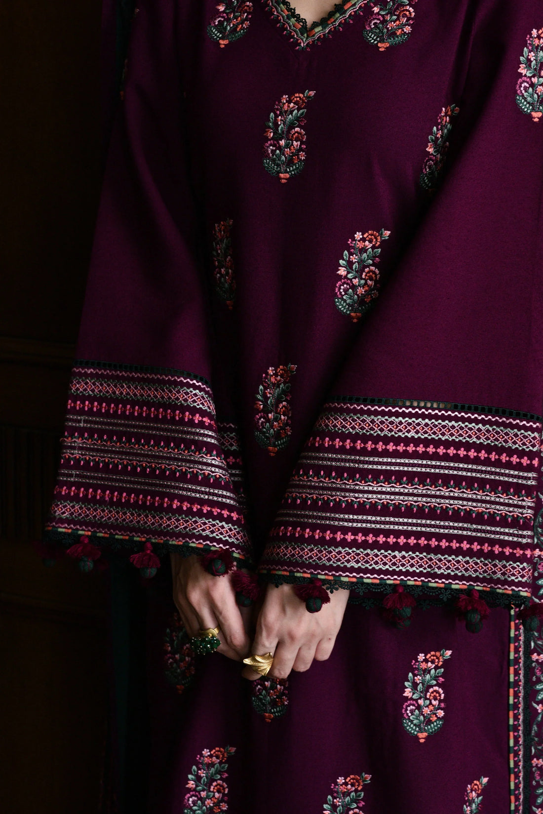 3 PC EMBROIDERED LAWN SUIT - ANS373