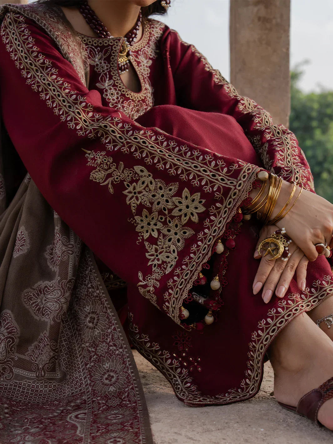NAQSH - BG833