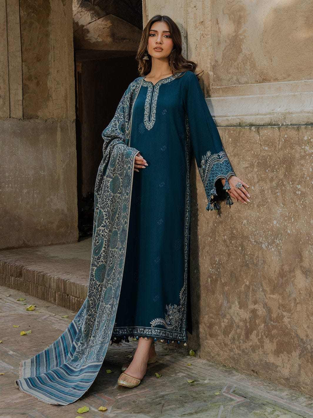 3PC UNSTITCHED LAWN SUIT - ANS1897