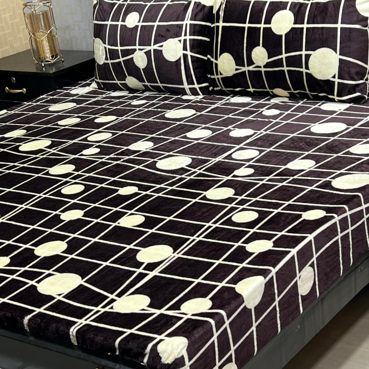 Winter Special Fleece King Size Bedsheet - B