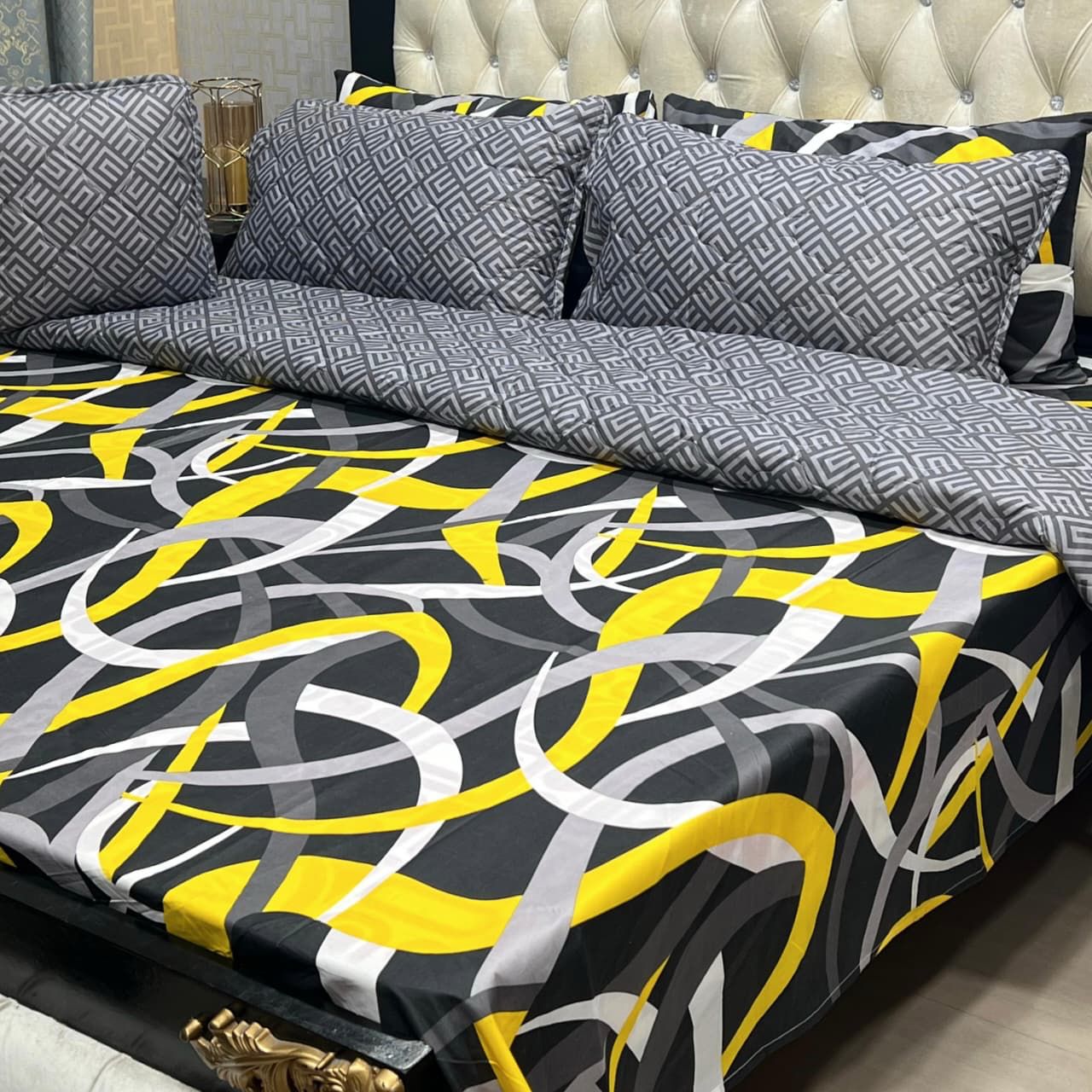 7Pc Printed Comforter Set -CS09