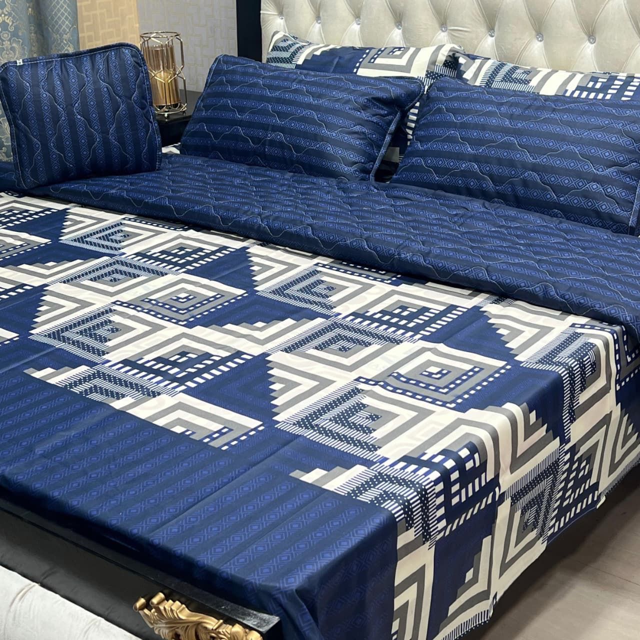 7Pc Printed Comforter Set -CS30