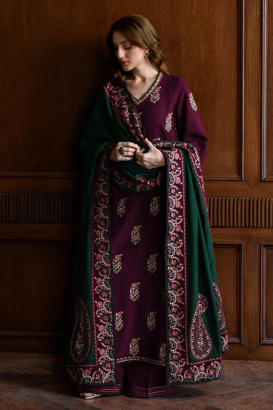3 PC EMBROIDERED LAWN SUIT - ANS373