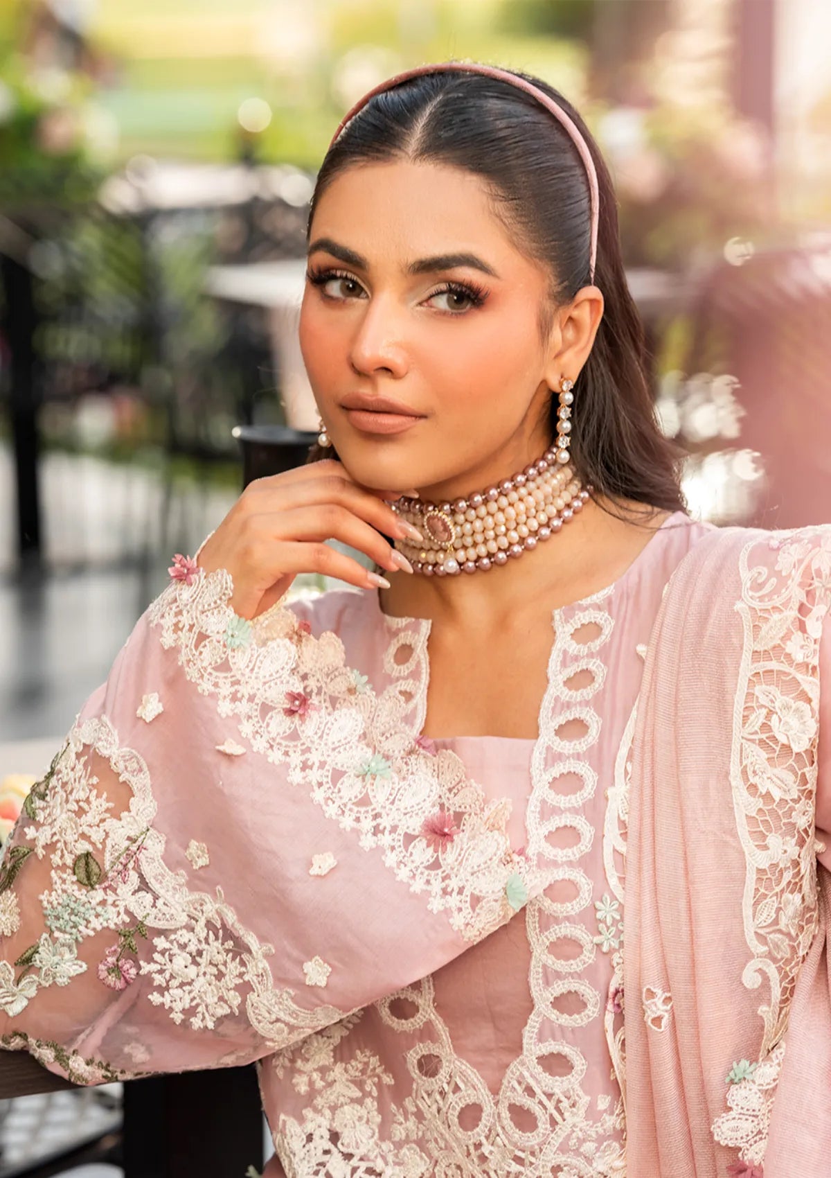 3PC EMBROIDERED LAWN SUIT - 1010