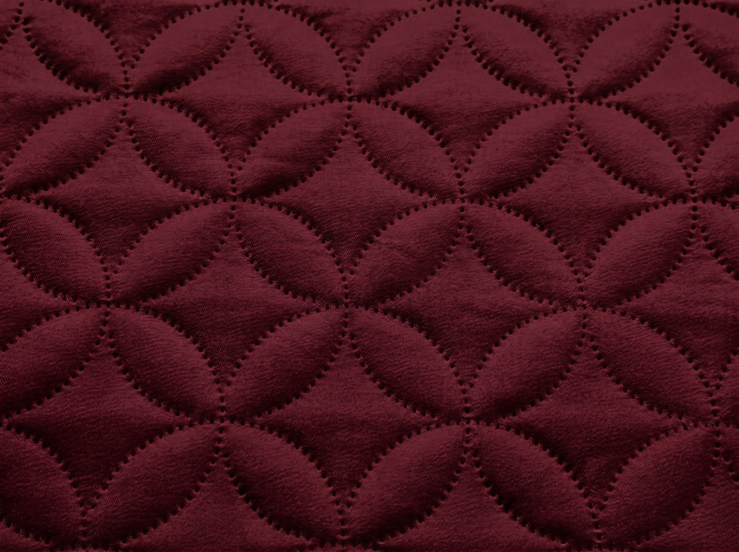Quilted Ultrasonic Mattress Cover (mehroon)