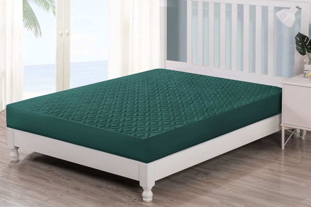 Quilted Ultrasonic Mattress Cover (Green)